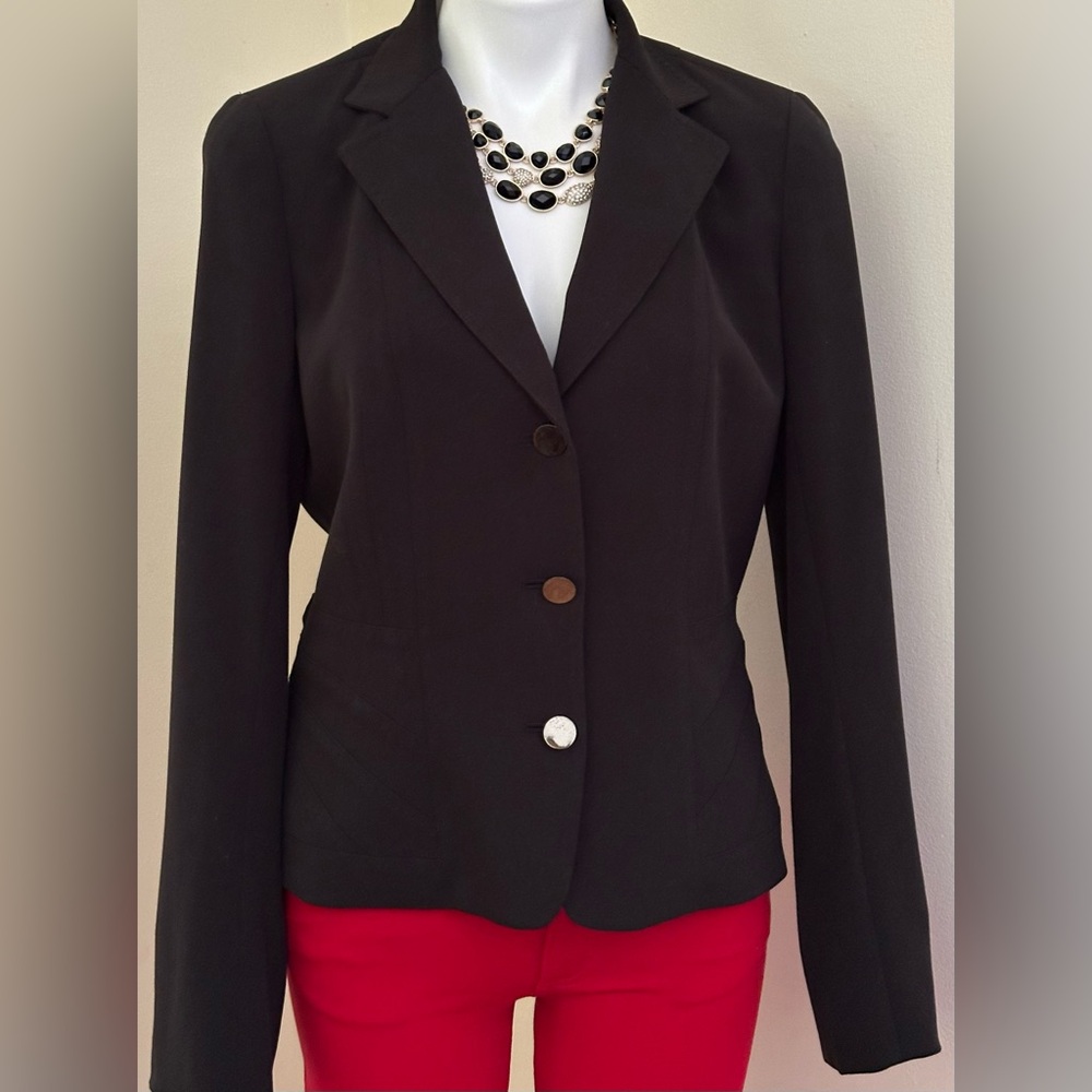 TAHARI Black Formal/ Business Atire 3 Metal Button  Embroidered Back Blazer Sz M